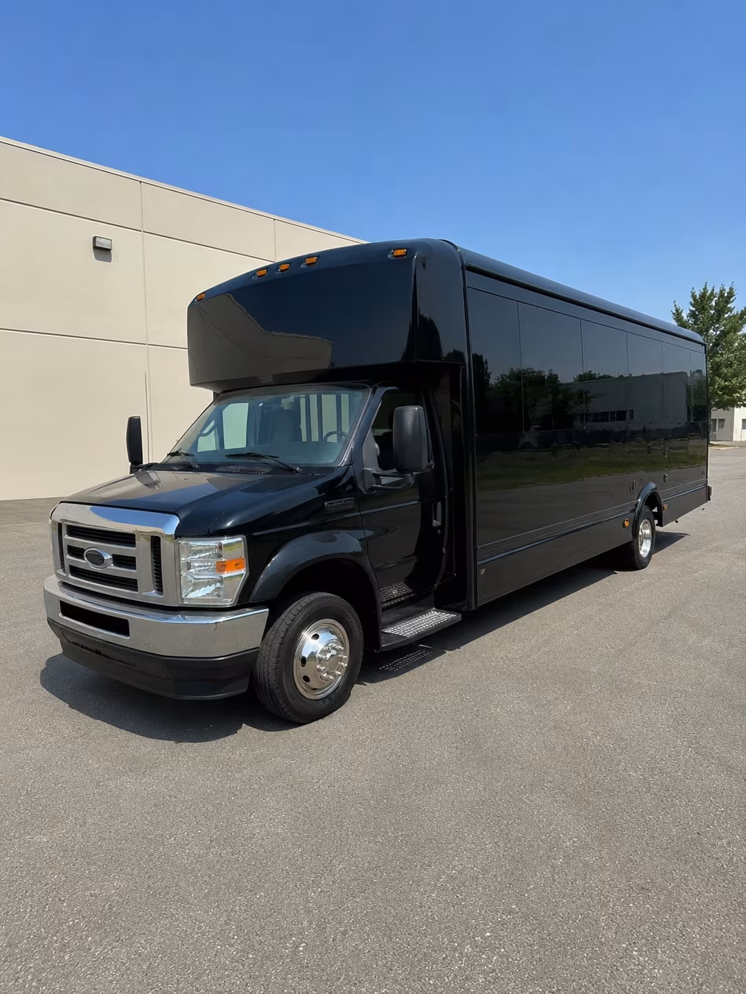Tulsa Wedding Transportation onboard seating